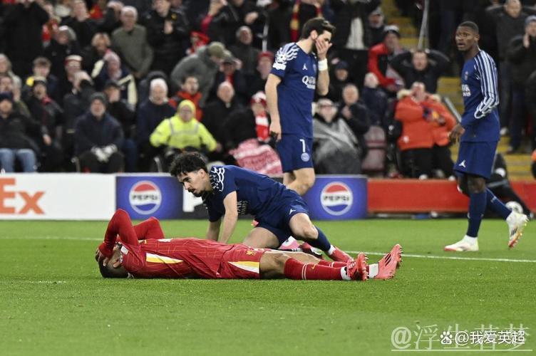 利物浦32岁巨星泪别欧冠赛场,无缘8强或退出金球奖争夺 利物浦32岁巨星泪别欧冠赛场,无缘8强或退出金球奖争夺