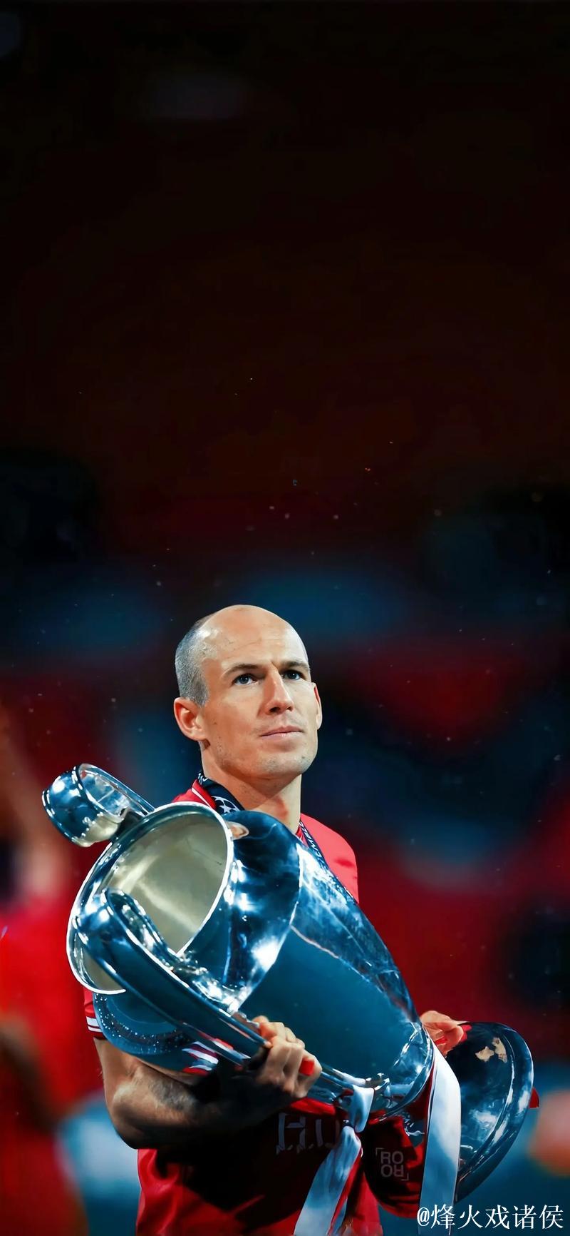 “小飞侠”罗本:将暂时告别足球相关事务 “小飞侠”罗本:将暂时告别足球相关事务