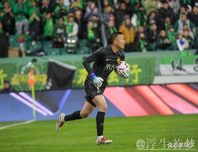 国安战平蓉城:法比奥建功 韩佳奇屡救险 国安战平蓉城:法比奥建功 韩佳奇屡救险