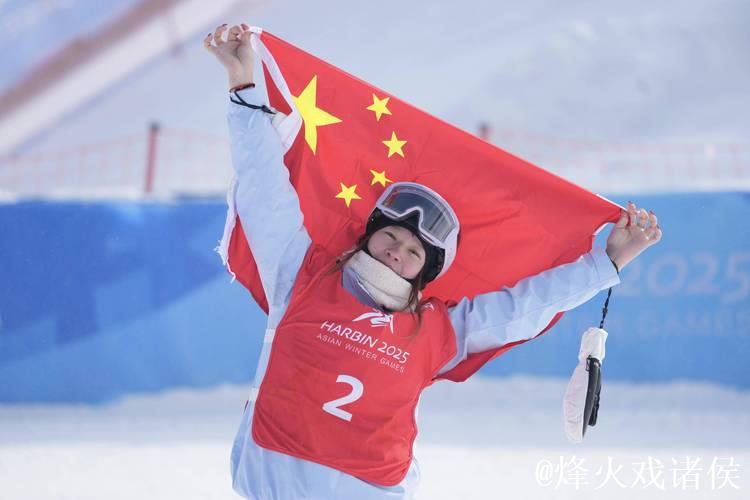 滑雪大跳台世界杯北京站:刘梦婷、韩林杉携手闯入决赛 滑雪大跳台世界杯北京站:刘梦婷、韩林杉携手闯入决赛