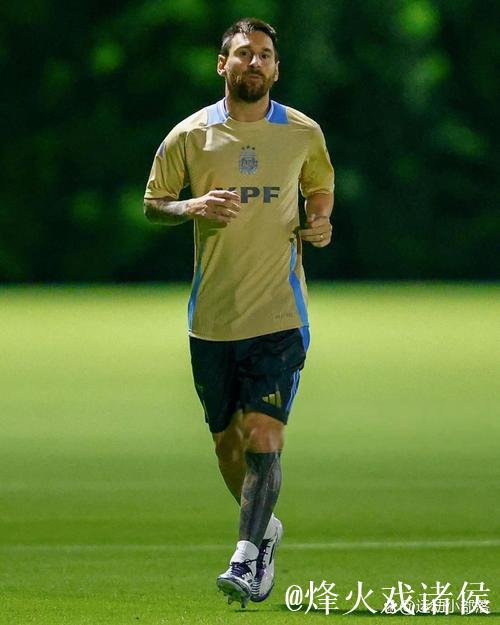 冲刺!梅西晒备战训练照 已参加阿根廷队训练 冲刺!梅西晒备战训练照 已参加阿根廷队训练