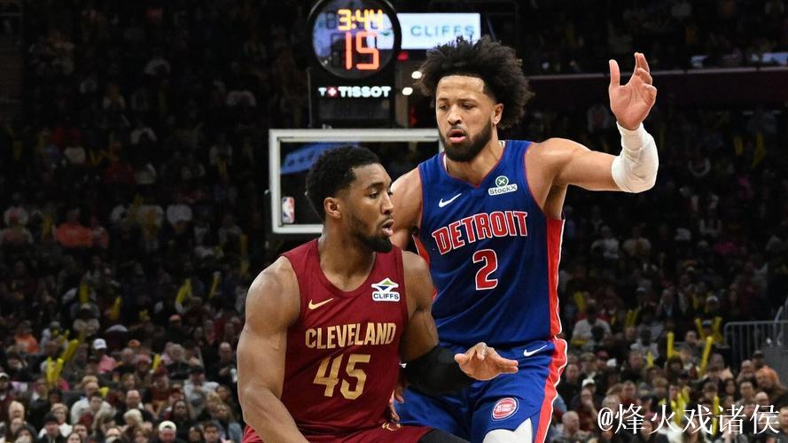 坎宁安27+6+7米切尔30+6 活塞力克骑士终结其3连胜 坎宁安27+6+7米切尔30+6 活塞力克骑士终结其3连胜